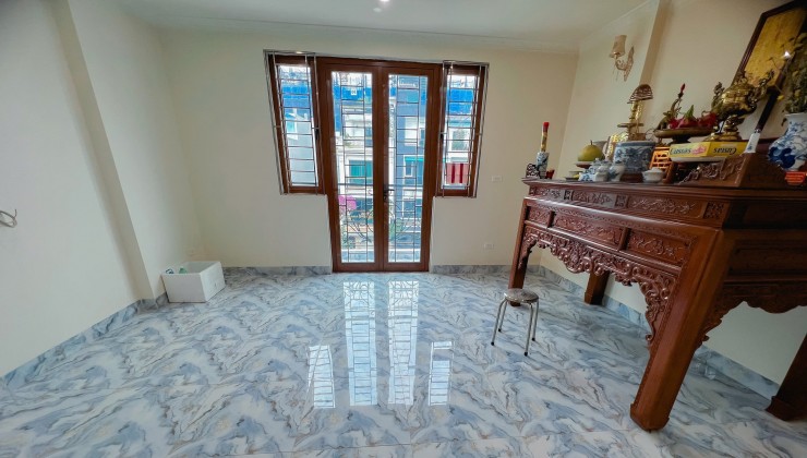 Cho thuê nhà Liền Kề có thang máy khu Tây Nam Linh Đàm, 4.5 tầng, 80m2, 4P, KD mọi loại hình